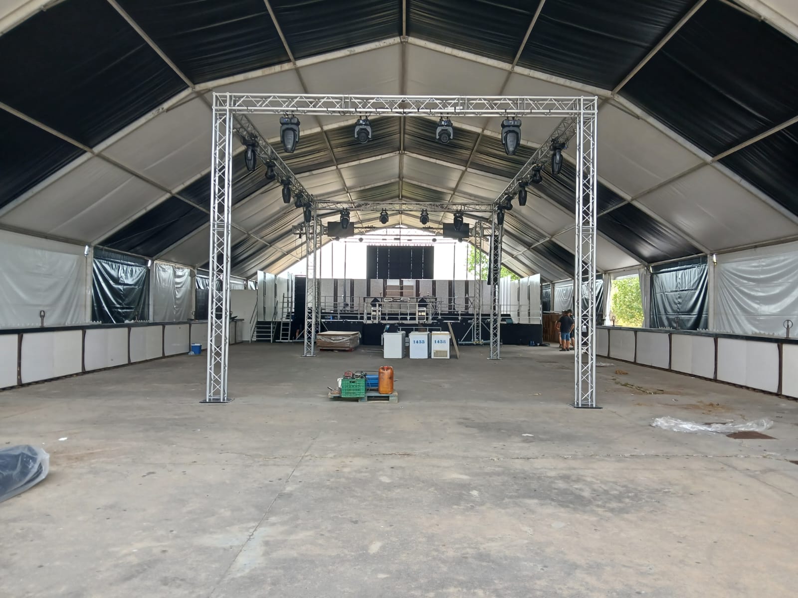Carpa Falla 9